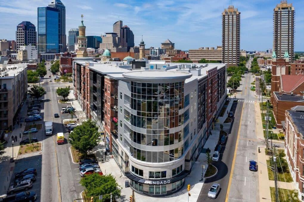 18Br 17Ba Combined Apartments Close To Lucas Oil Stadiom Indianapolis Exterior foto